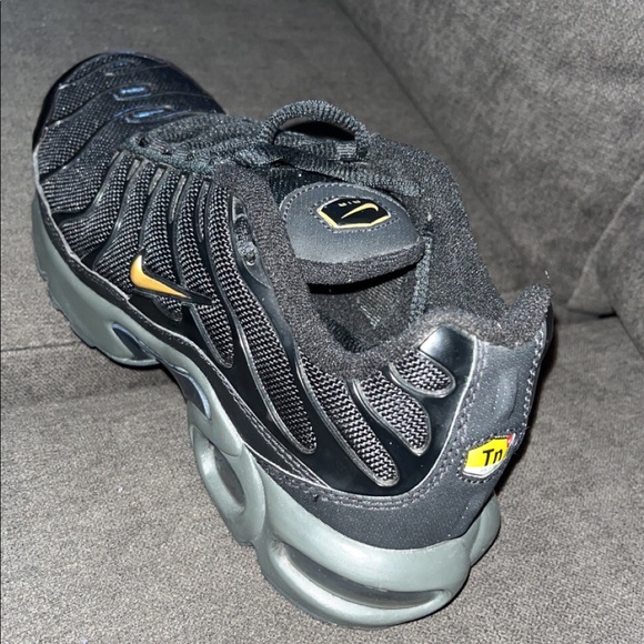 Nike | Shoes | Womens Nike Tns | Poshmark